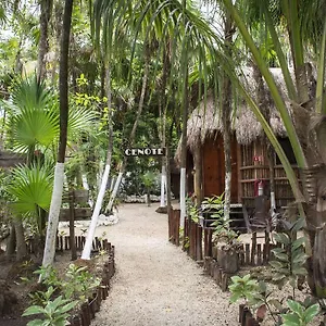 ** Hotel Maya Y Cenote México